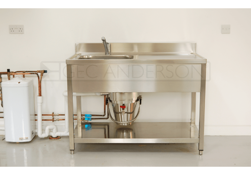 Decimetric sink and drainer with legs and frame and V55 Gypsum Separator