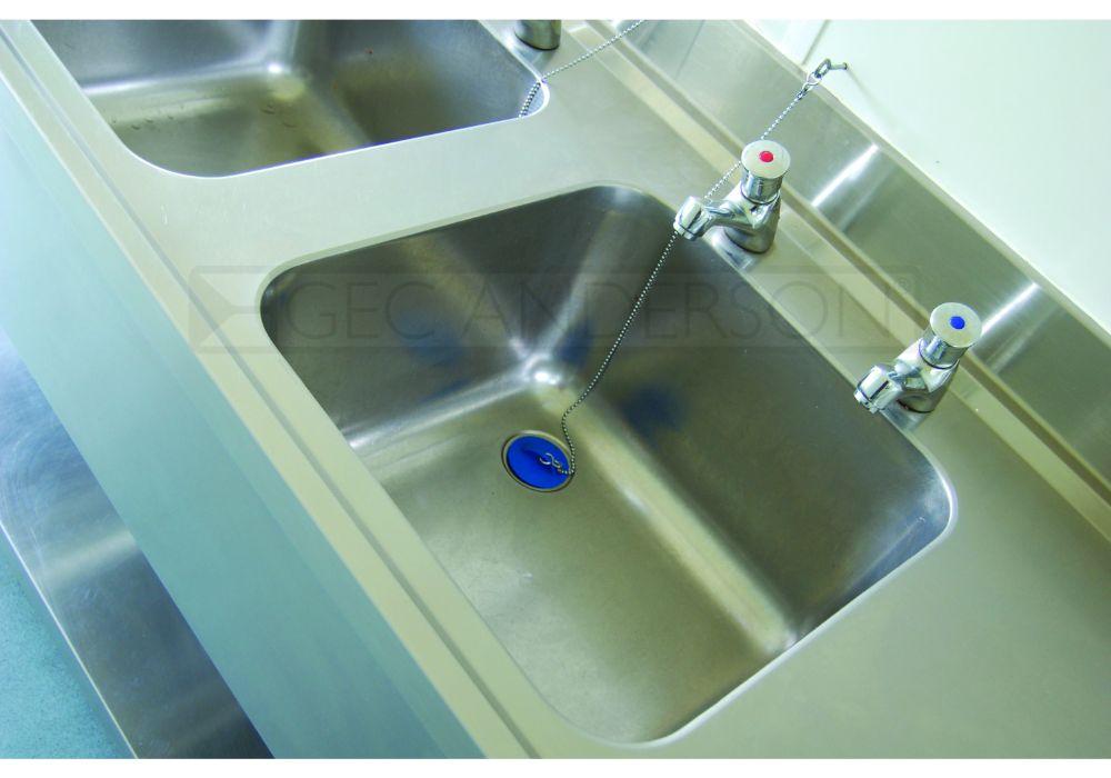 Integrated sinks.
