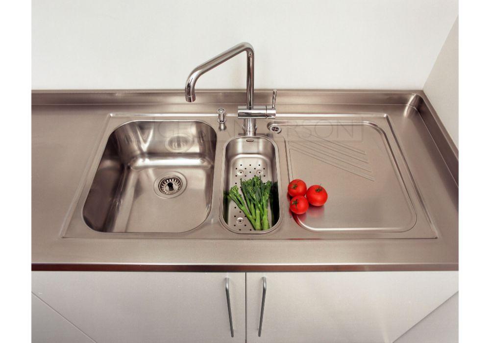 Fully integrated 1 1/2 bowl sink and drainer combination.