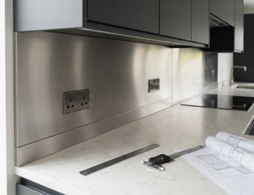 Stainless Steel Splashback Cut to Size: A Specification and Ordering Guide